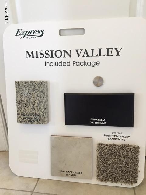 Granite Ctrtops Cabinets 16'Tile Carpet