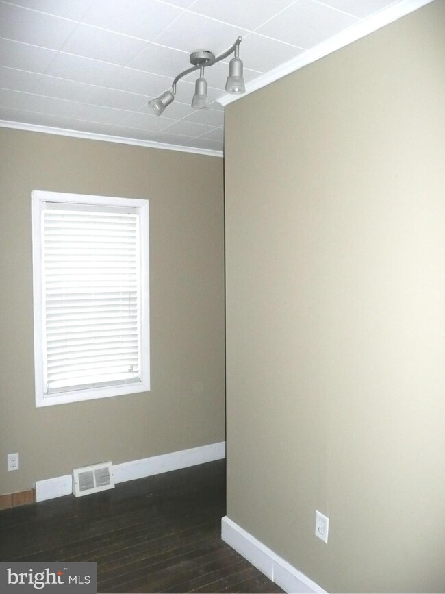 501 S Mildred St, Ranson, WV 25438 - photo 4