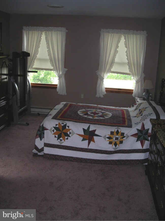 9030 Mentzer Gap Rd, Waynesboro, PA 17268 - photo 5