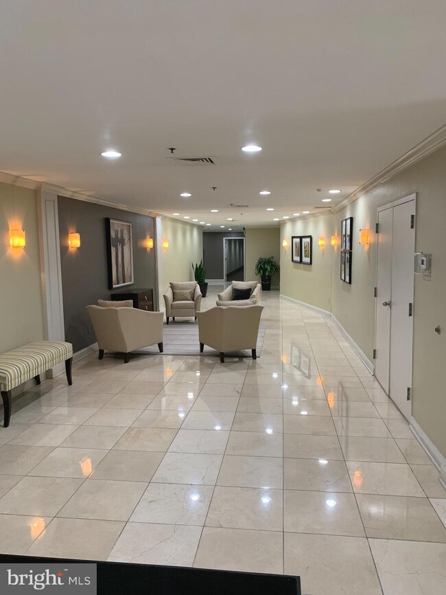 960 Fell St unit 504, Baltimore, MD 21231 - photo 2