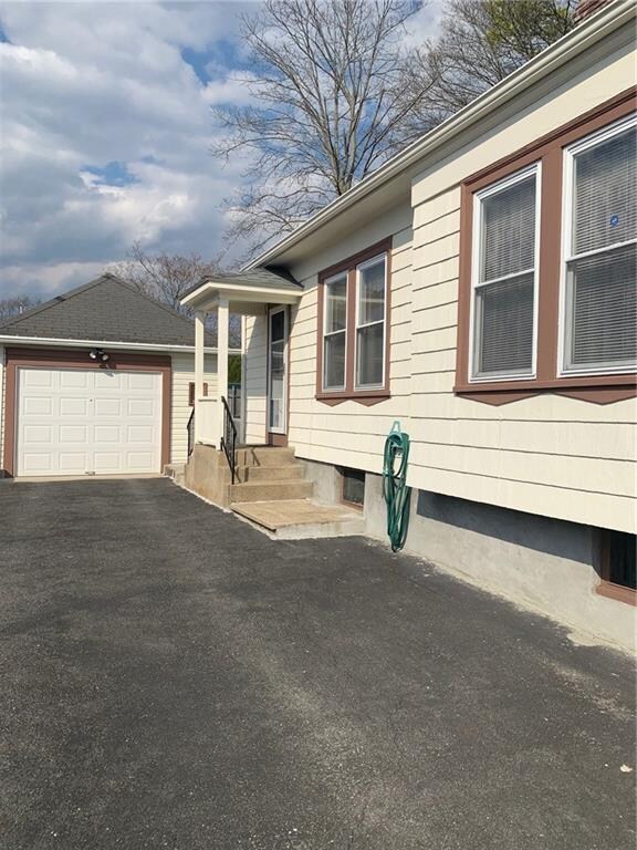 14 5th St, Providence, RI 02906 - photo 3