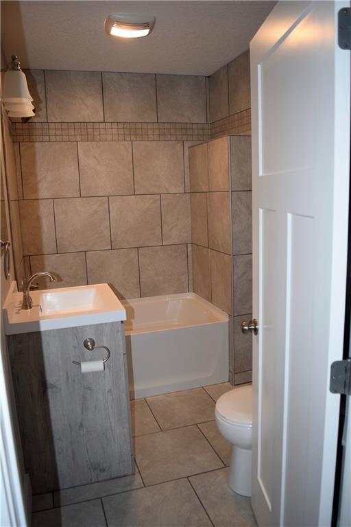 609 N 2nd Ave W, Newton, IA 50208 - photo 6