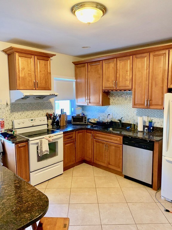 26 Berkeley St unit 1, Quincy, MA 02169 - photo 5