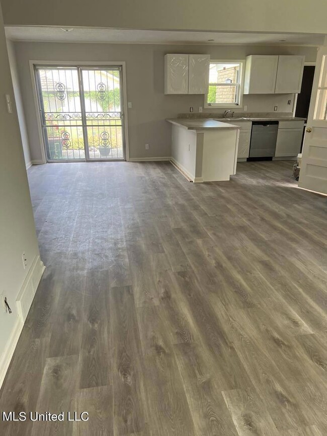 cedarcrest living dining kitchen