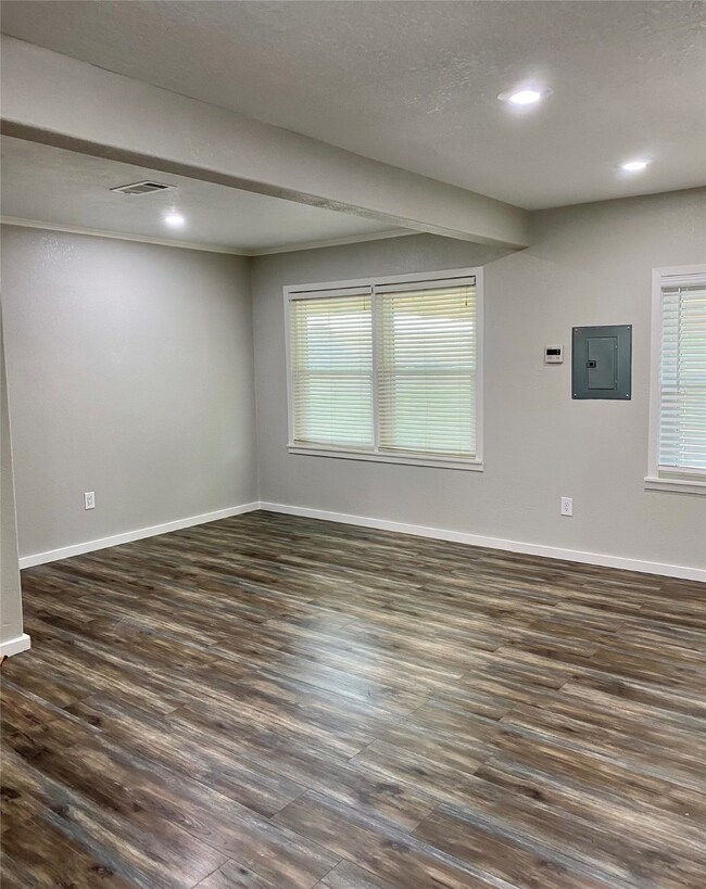 1820 Old Van Vleck Rd, Bay City, TX 77414 - photo 6