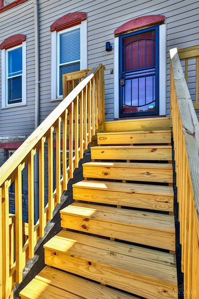 2116 Loth St, Cincinnati, OH 45202 - photo 4