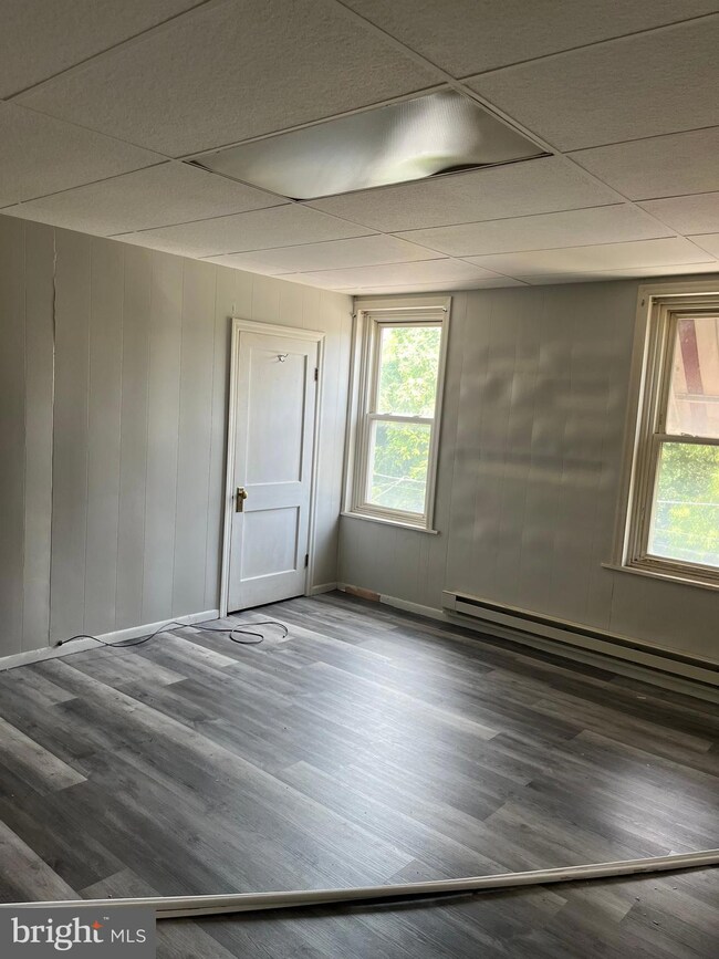 1007 Mount Laurel Rd unit 4, Temple, PA 19560 - photo 5