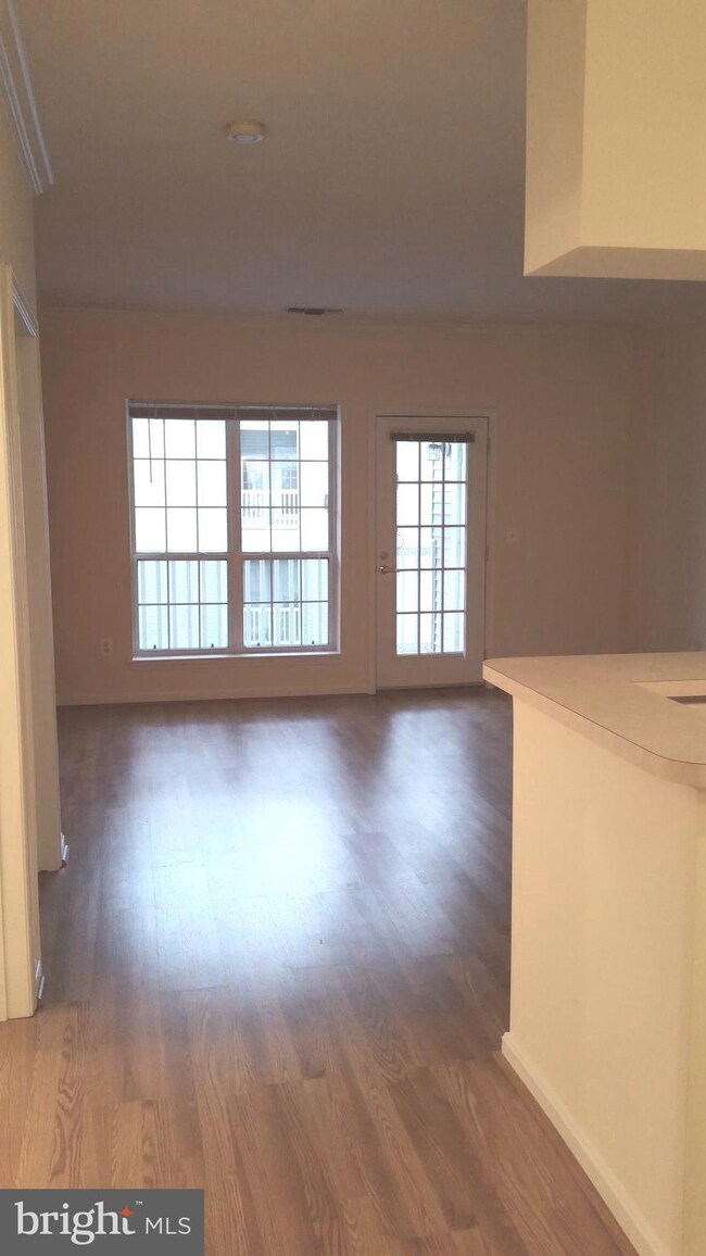 4551 Strutfield Ln unit 4316, Alexandria, VA 22311 - photo 3
