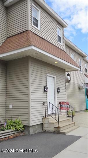 469 Delaware Ave unit A, Albany, NY 12209 - photo 3