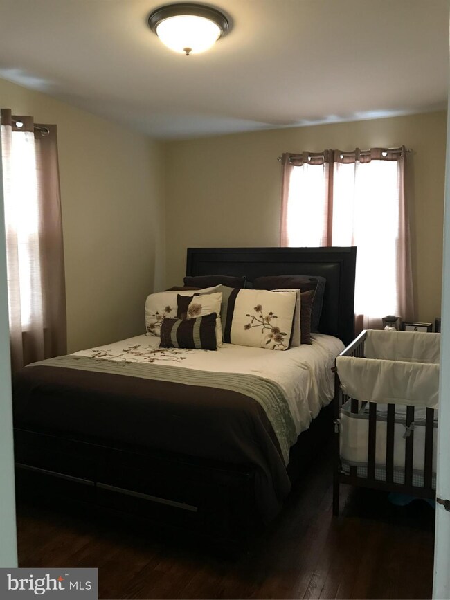 10823 Crest St, Fairfax, VA 22030 - photo 7