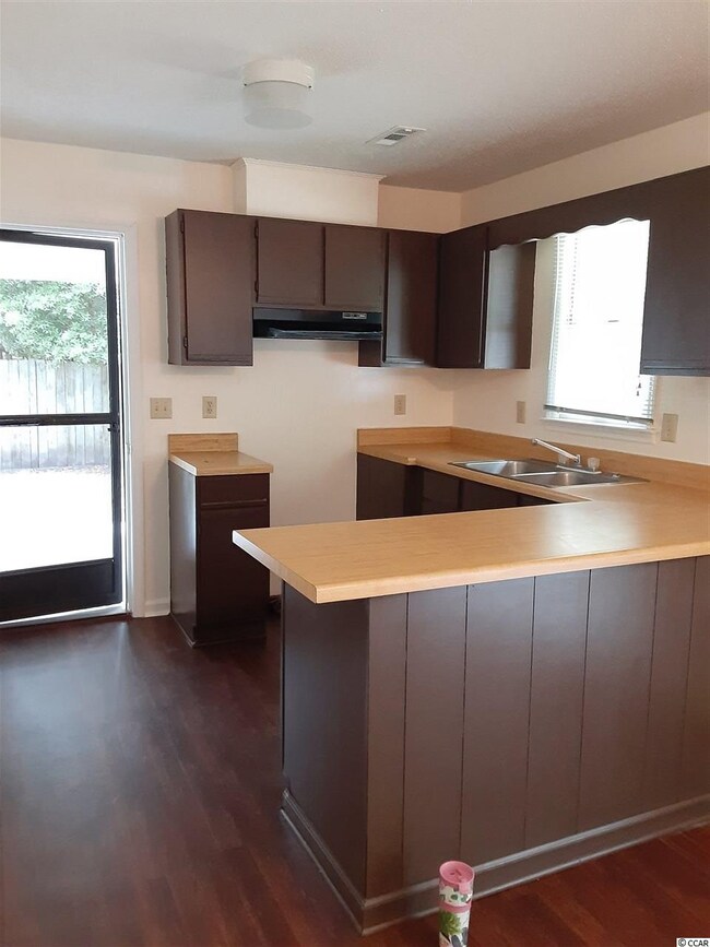 803 Spruce St, Georgetown, SC 29440 - photo 3