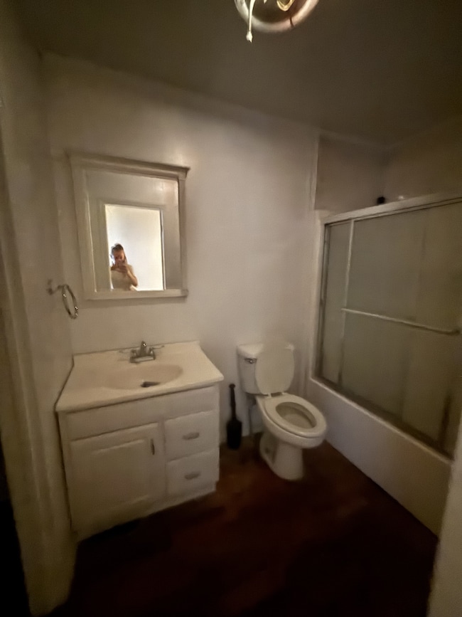 330 N Cherry St, Puryear, TN 38251 - photo 4