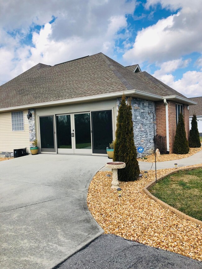 1170 Pow Camp Rd, Crossville, TN 38572 - photo 5