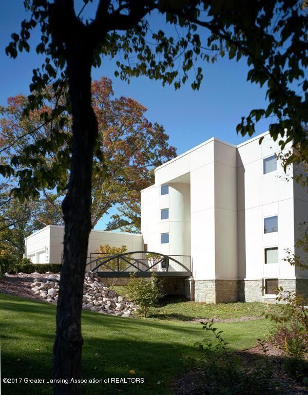 2222 Moores River Dr, Lansing, MI 48911 - photo 2