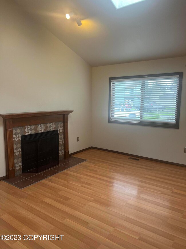 6750 Baxter Terrace Cir, Anchorage, AK 99504 - photo 3