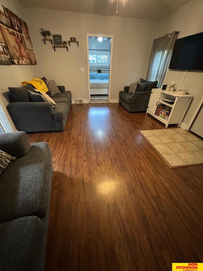 1709 L St, Tekamah, NE 68061 - photo 3