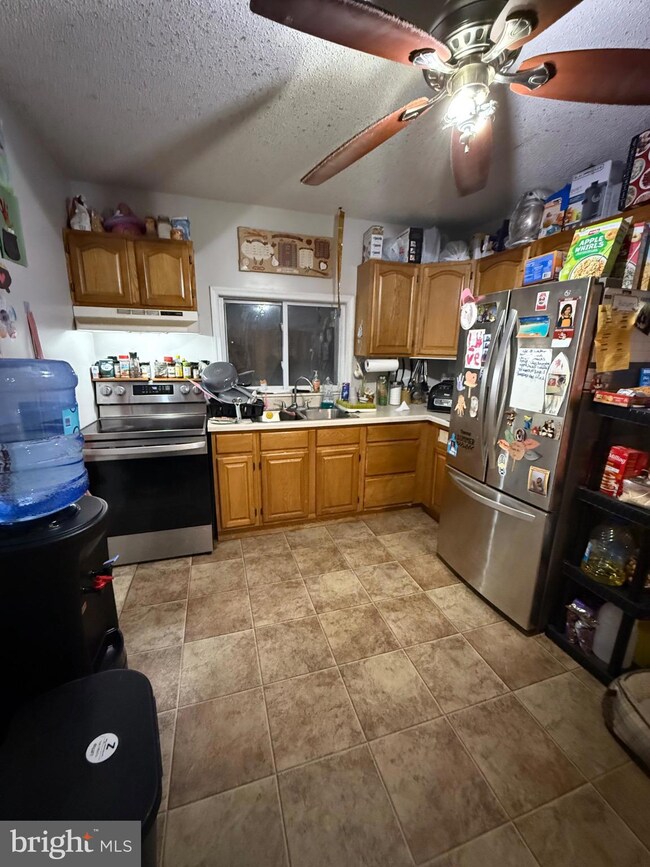 235 Valley St, New Philadelphia, PA 17959 - photo 5