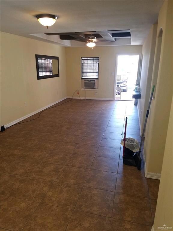 759 Christina St, Donna, TX 78537 - photo 4