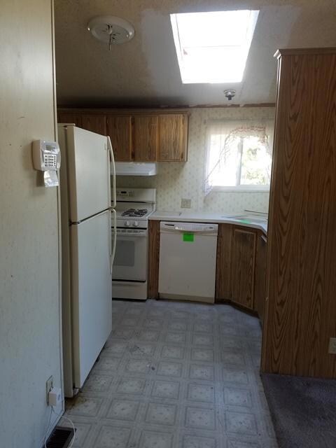 INTERIOR PHOTO #3