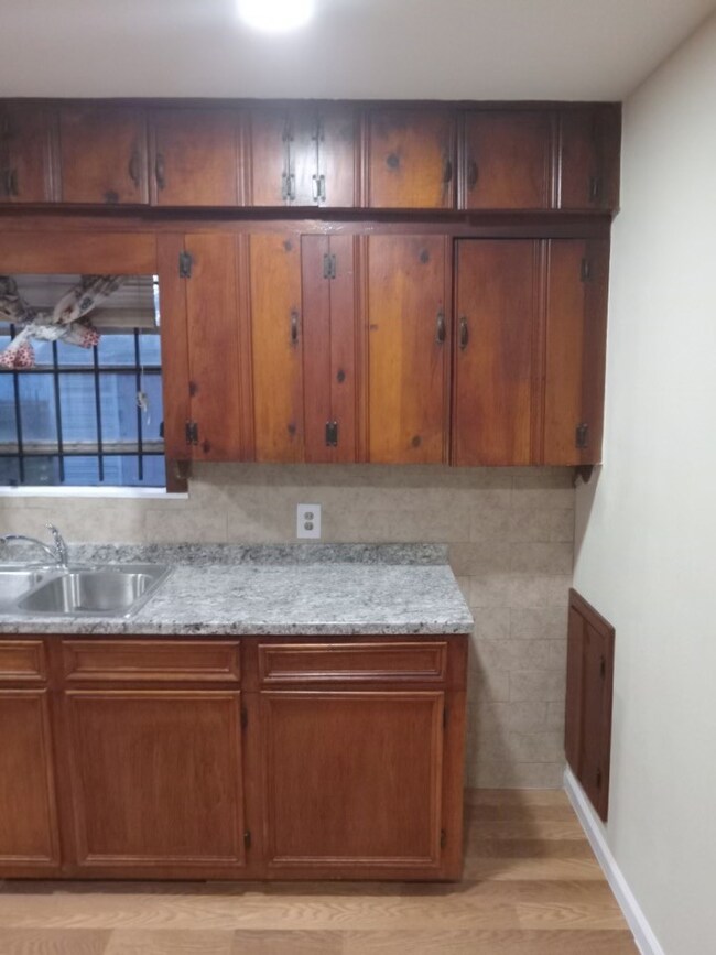 8505 Shady Dr, Houston, TX 77016 - photo 6