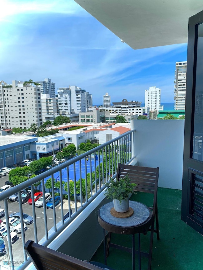 73 Calle Placid Court 2 unit 8B, San Juan, PR 00907 - photo 6