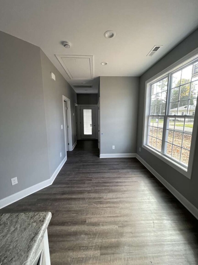 501 Sanderson Dr, Hopkinsville, KY 42240 - photo 5