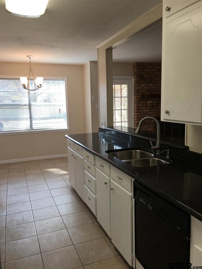 1101 1101 Balmoral, Tyler, TX 75703 - photo 7