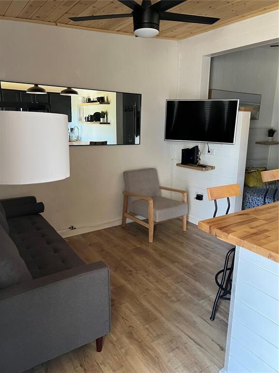 490 S Orlando Ave unit 20, Cocoa Beach, FL 32931 - photo 4