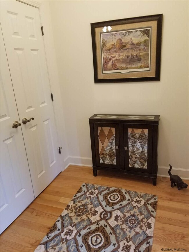 4 Maria Ln, Saratoga Springs, NY 12866 - photo 5