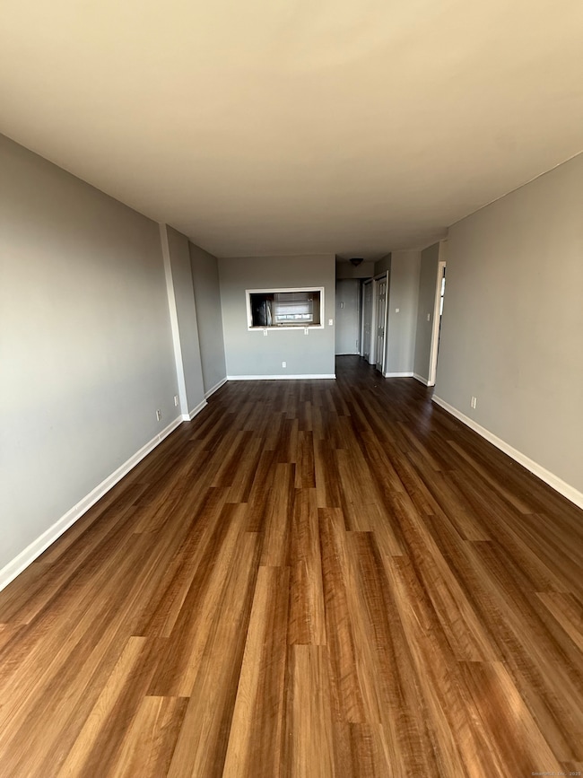 Fountain Terrace at Strawberry Hill unit 502, Stamford, CT 06902 - photo 5