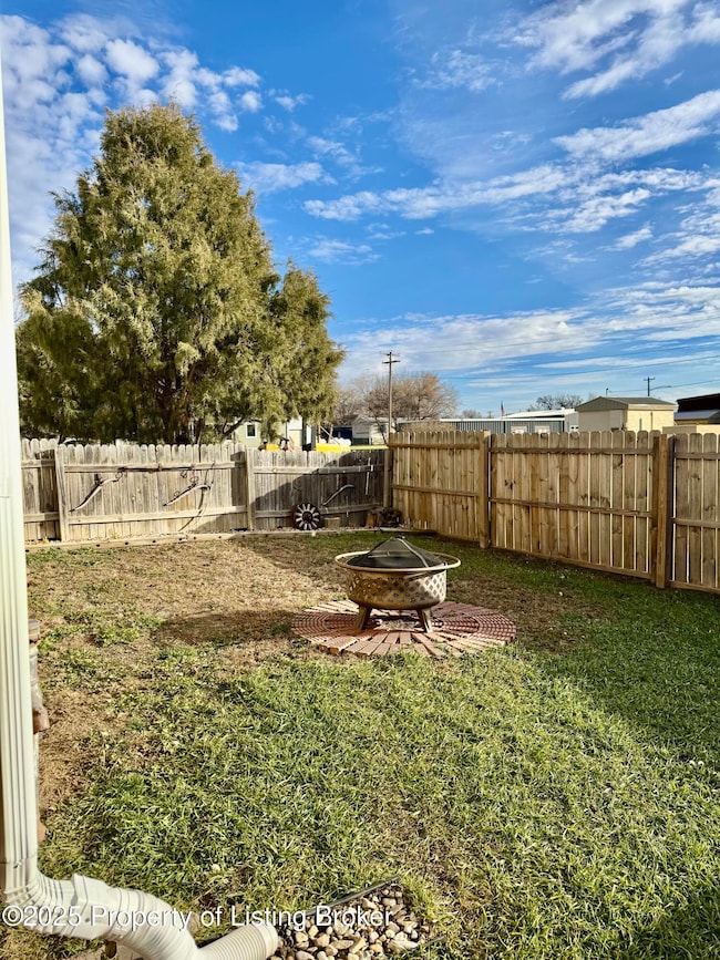 58 Central Ave N, Dunn Center, ND 58626 - photo 4