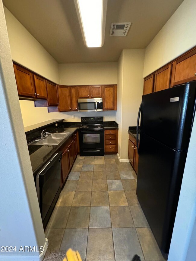 1117 E 8th St unit 3001, Tempe, AZ 85281 - photo 4