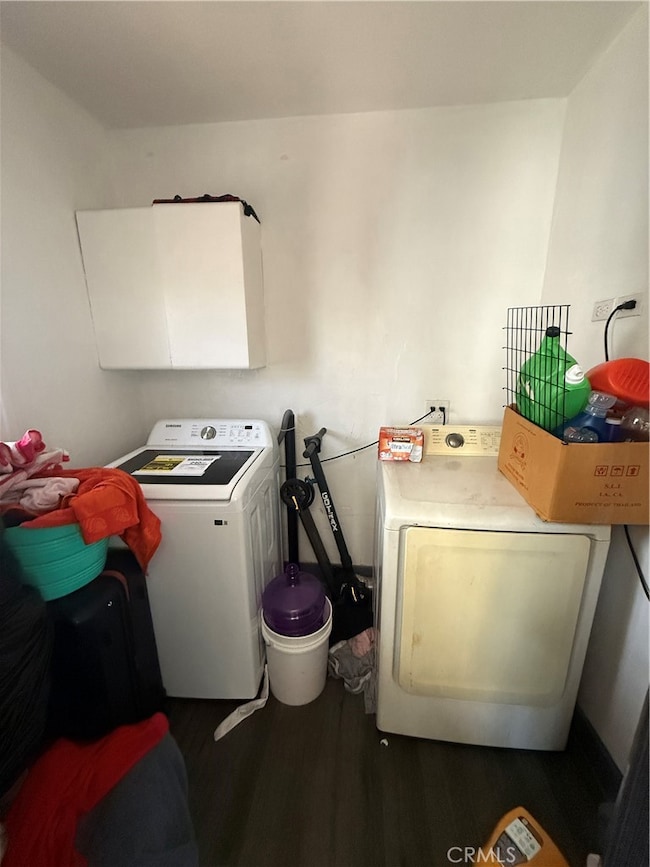 1057 N Neptune Ave, Wilmington, CA 90744 - photo 6