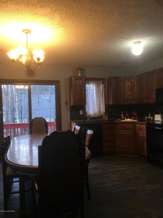 1188 Woodland Dr, East Stroudsburg, PA 18301 - photo 6