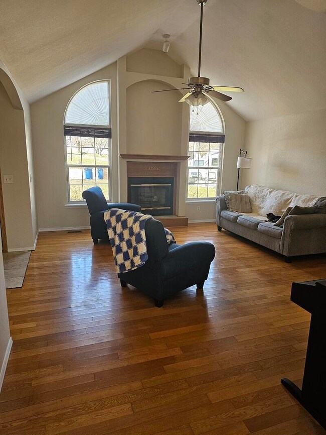 1250 W Batson Place, Nixa, MO 65714 - photo 2