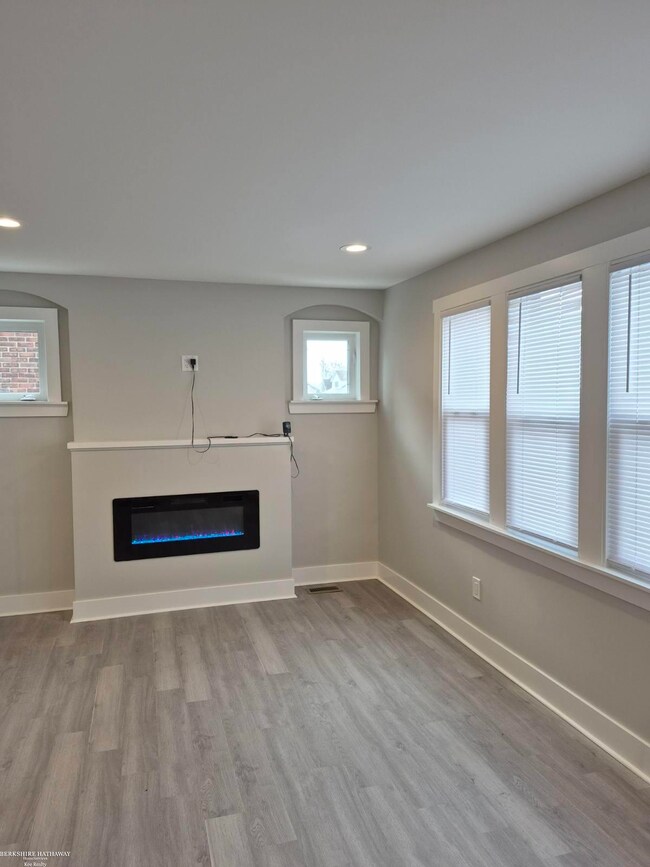 4394 Devonshire Rd, Detroit, MI 48224 - photo 3