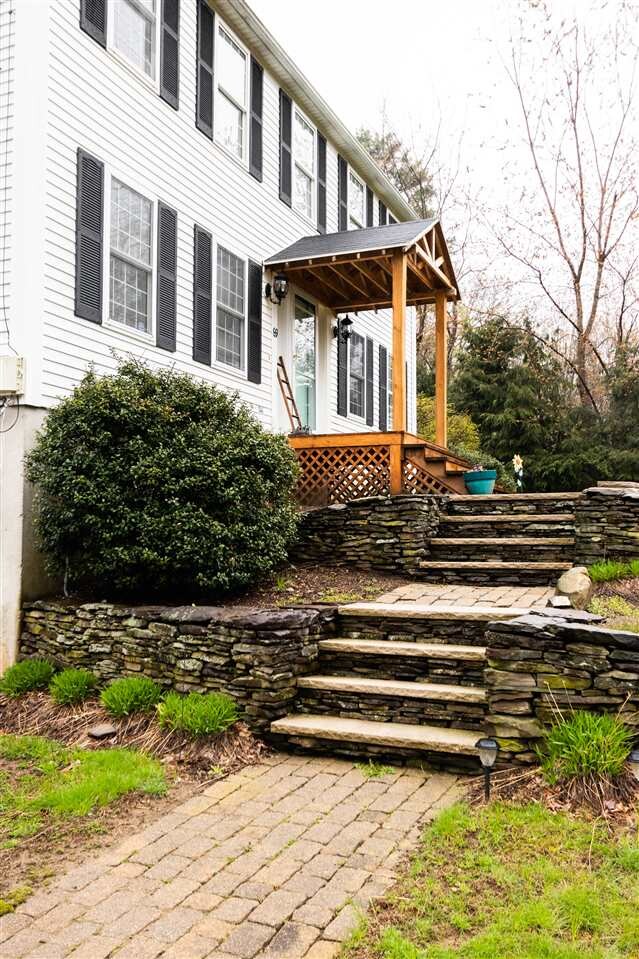 69 Pond St, Newton, NH 03858 - photo 3