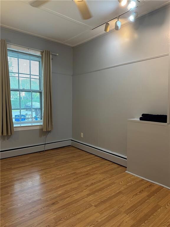438 Wolcott Ave unit studio, Middletown, RI 02842 - photo 3