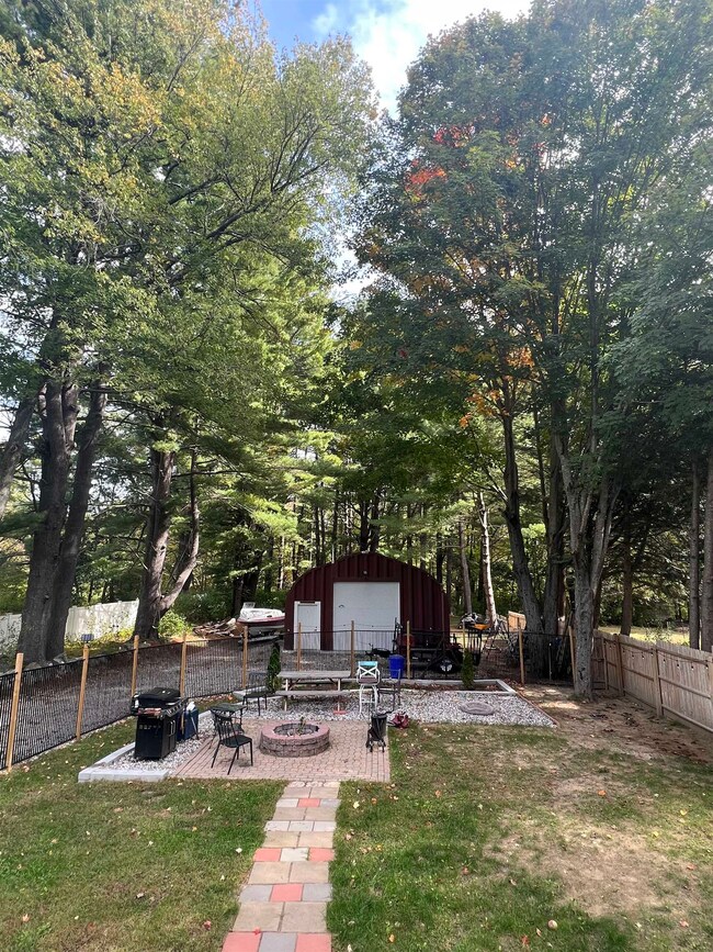 99 Lawrence Rd, Salem, NH 03079 - photo 3