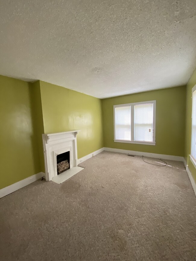 725 Gracey Ave, Clarksville, TN 37040 - photo 7