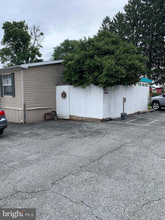 4047 Columbia Ave unit 15, Columbia, PA 17512 - photo 3