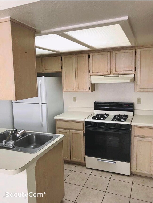 11205 Campestre Ln unit A-D, El Paso, TX 79936 - photo 7