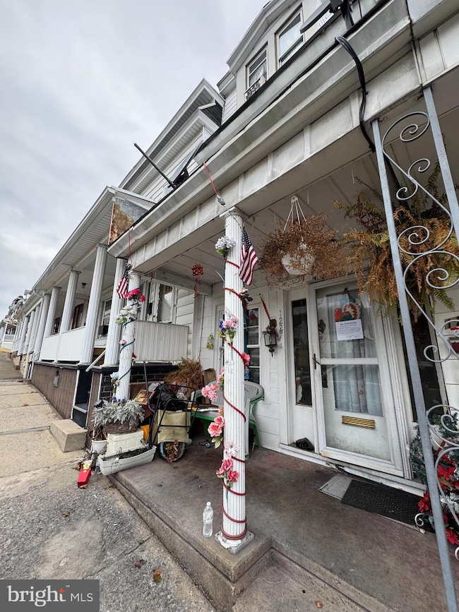 1227 Walnut St, Ashland, PA 17921 - photo 2