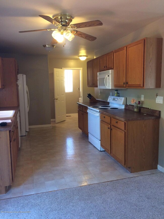 Kitchen to powder room