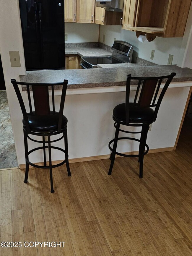 9413 E Petersville Rd, Trapper Creek, AK 99683 - photo 6