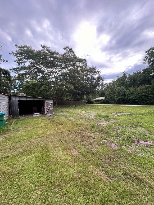 13 Harrell Ln, Crawfordville, FL 32327 - photo 4