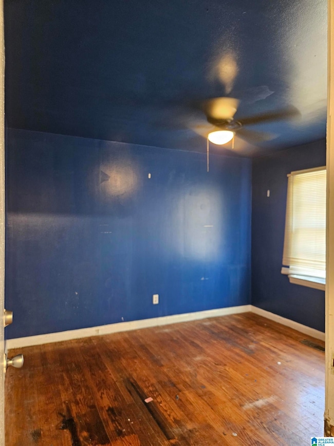 654 Maple St, Fairfield, AL 35064 - photo 7