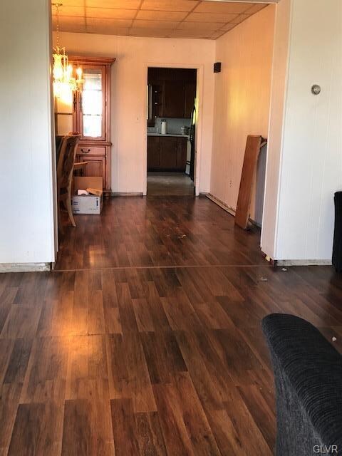 535 W Pennsylvania Ave, Pen Argyl, PA 18072 - photo 4