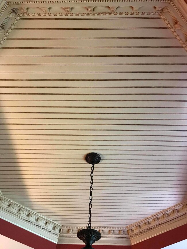 ceiling in dining area