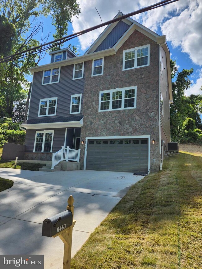 18520 Old Triangle Rd, Triangle, VA 22172 - photo 5